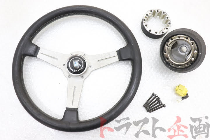 Used NARDI CLASSIC 36CM STEERING WHEEL