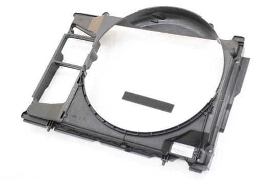 NISSAN Radiator Upper & Lower Shroud Set - BNR34 Early Model