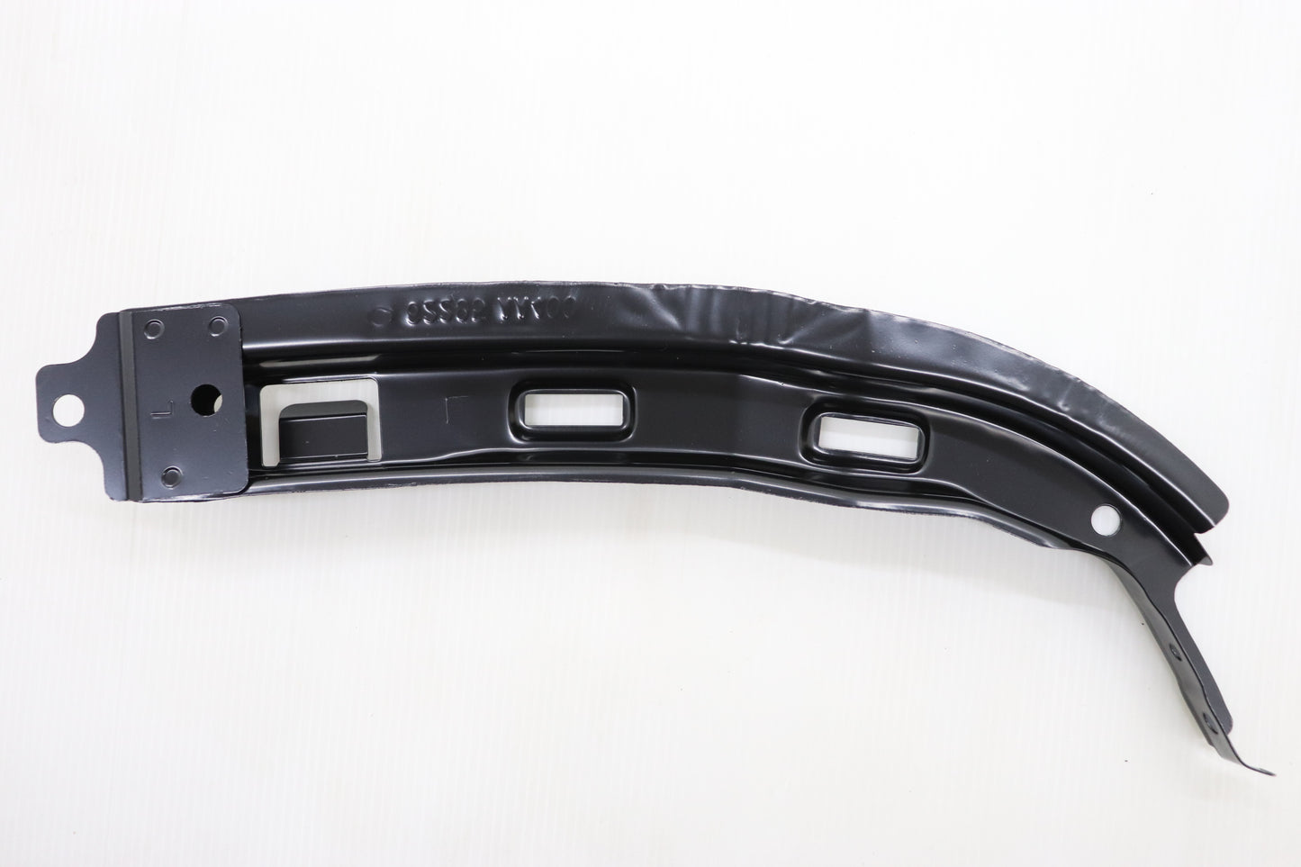 NISSAN Front Bumper Lower Retainer LHS - BNR34