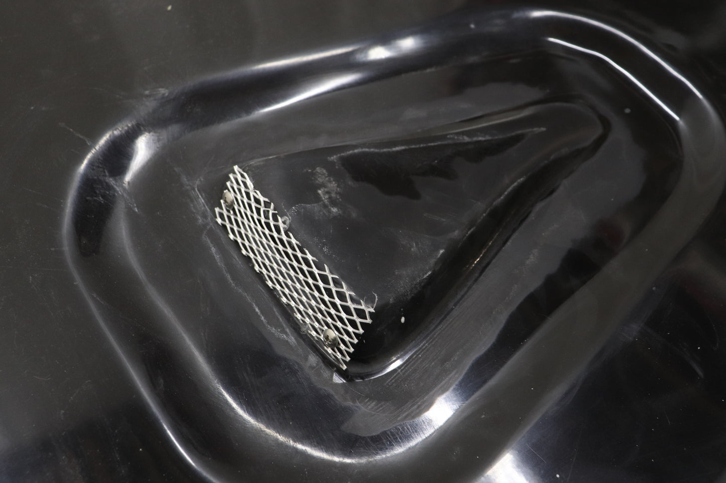【PRE-ORDER】 Okubo Factory FRP V2 Hood Bonnet - BNR34