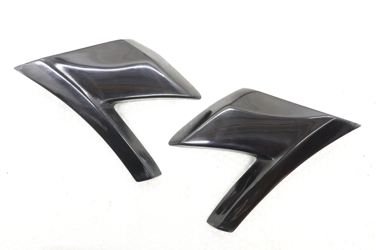 Okubo Factory FRP Front Fender Set - BNR34