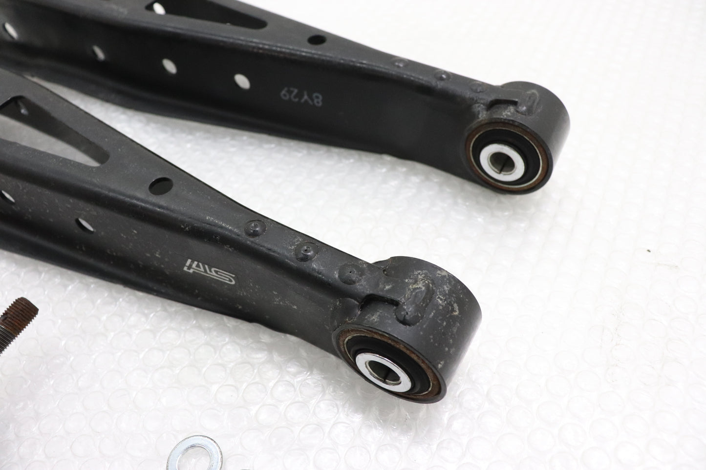 USED STI Lateral Link Set - VAB