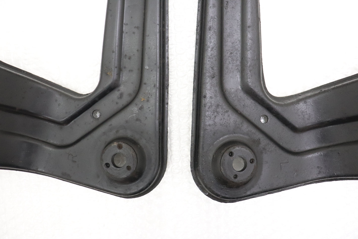Used Rear Member Bracket - BNR32