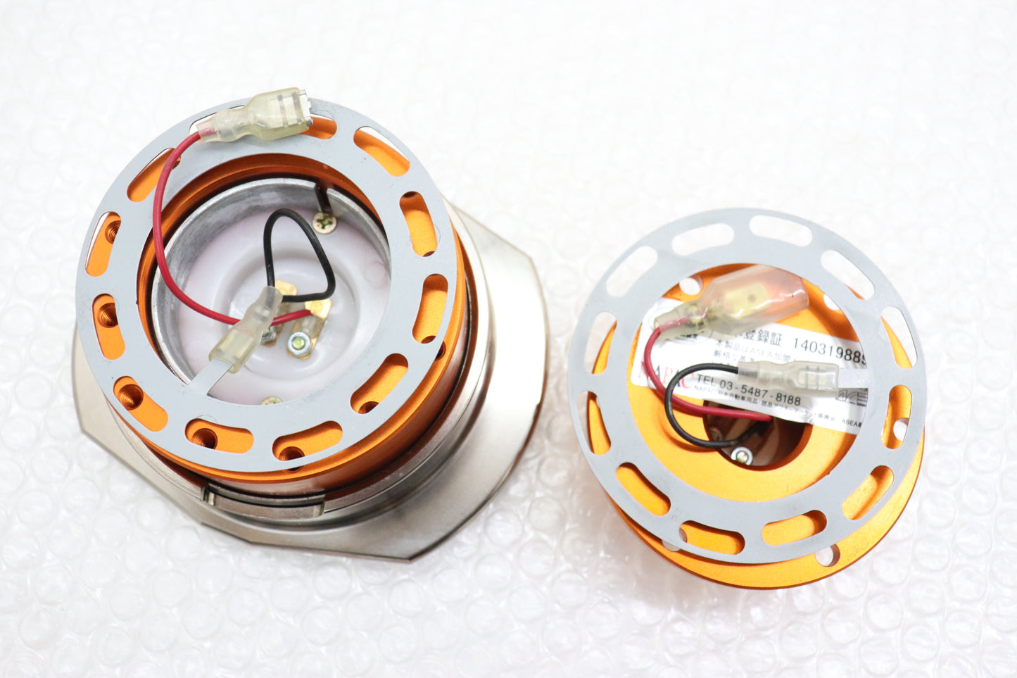 Used Works Bell Rapfix2 Steering Wheel Boss with Flipper release, Orange color