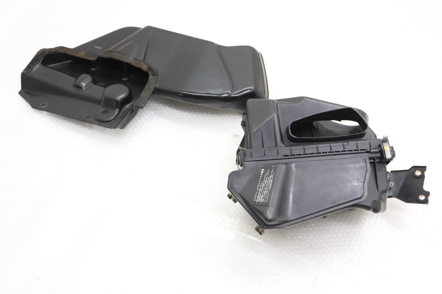 Used NISSAN Air Cleaner Box - BCNR33