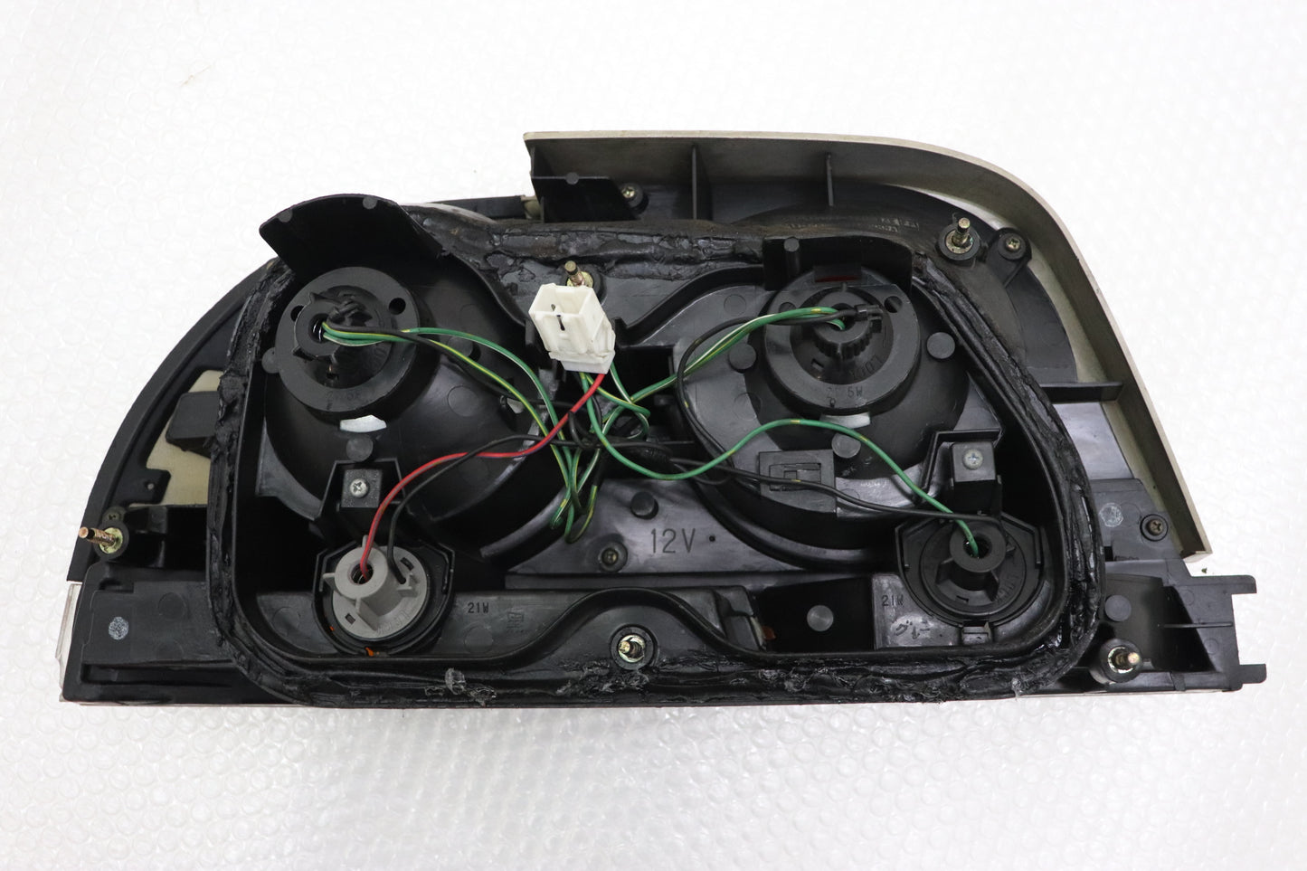 Used NISSAN Tail Lamp & Cover RH LH Set - BCNR33