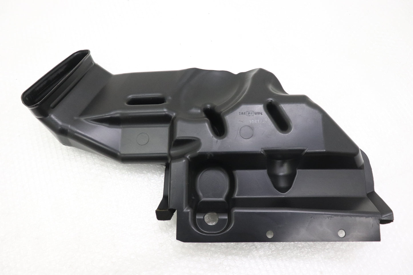 USED NISSAN OEM Air Cleaner Box - BNR34