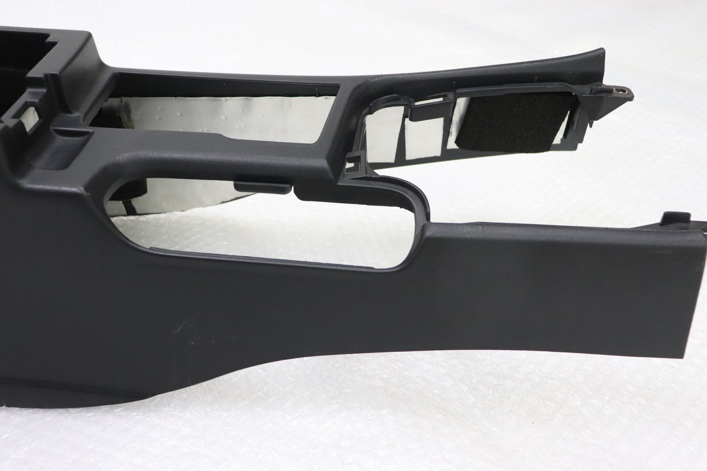 USED NISSAN OEM Center Console - BNR34