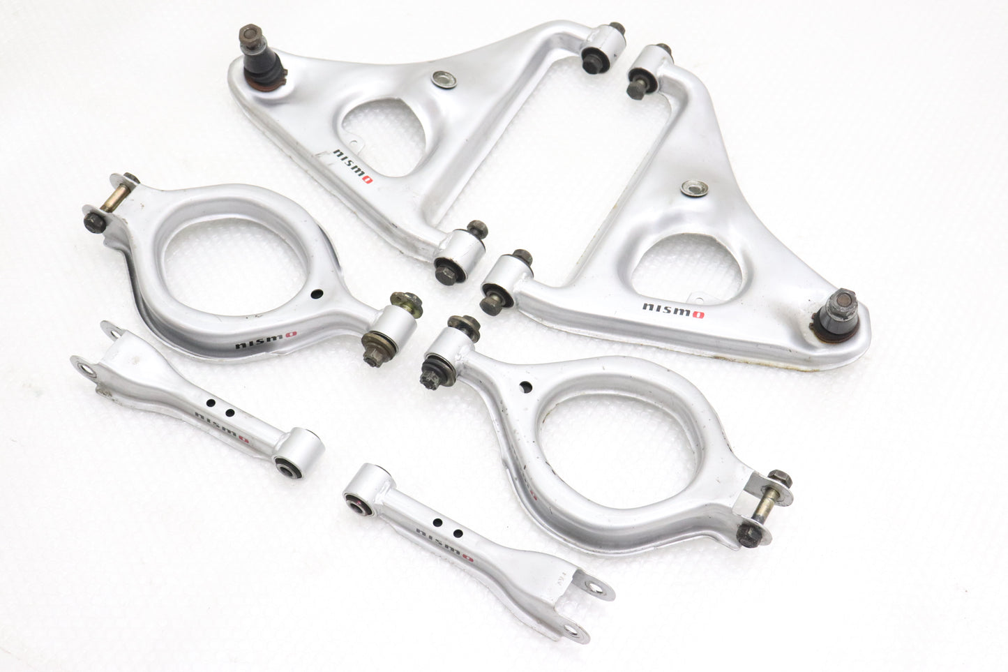 Used NISMO Rear Arm Set - BNR32