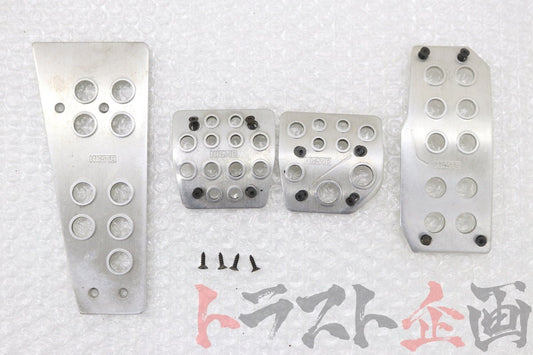 USED NISMO Old Logo Aluminum Pedal Cover Set - BNR34