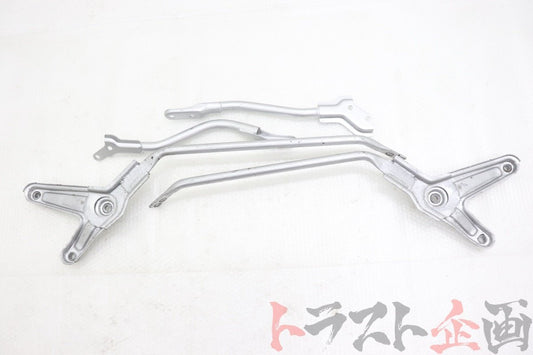 USED Triple Crossbar - BNR34