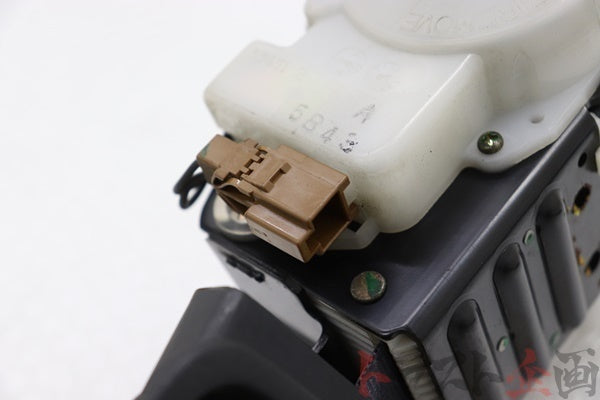 【USED】NISSAN front Seatbelt LHS - BCNR33 Early Model