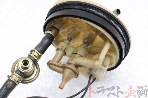【USED】 NISSAN BCNR33 Fuel Pump Early Model