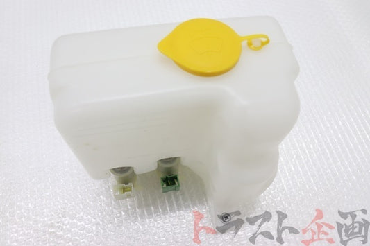【USED】 NISSAN Windscreen Washer Bottle with Motors - BCNR33 BNR34