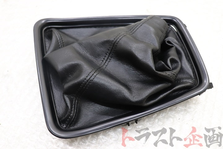 【USED】 NISSAN BNR32 Shift Boot Early Model