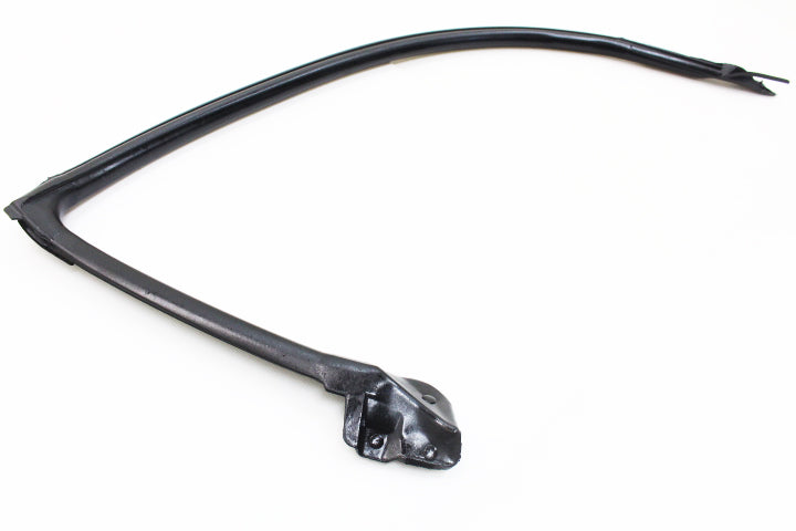 NISSAN Upper Window Weatherstrip RHS - R34 BNR34