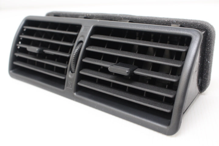 NISSAN Air Conditioning Vent Center - BNR32 R32