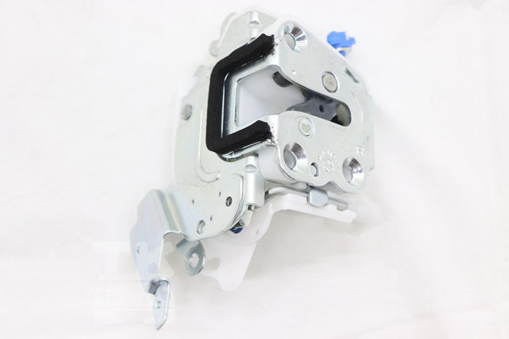 NISSAN Door Lock Actuator RHS - R33 BCNR33