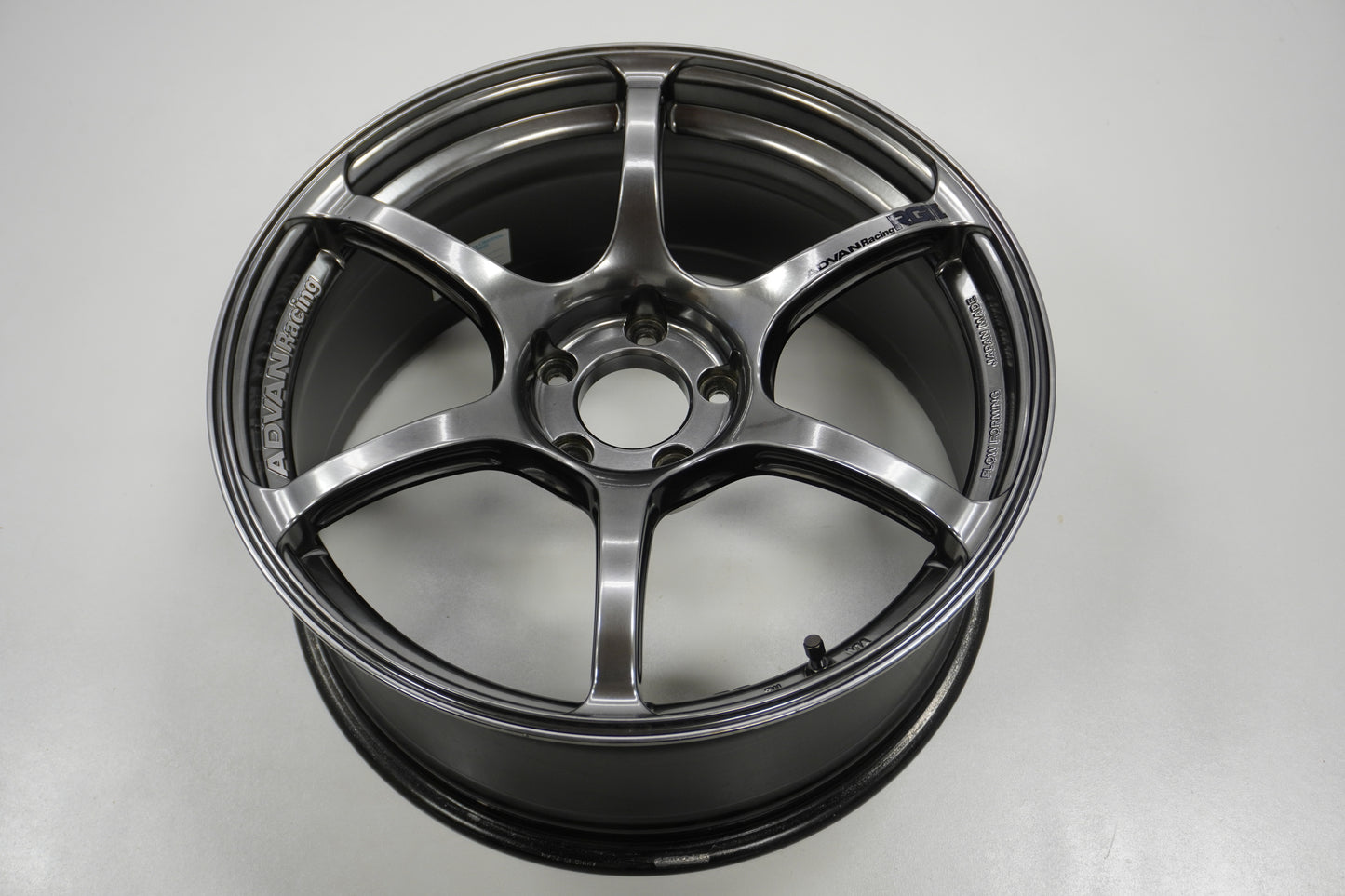 【USED】 YOKOHAMA ADVAN RACING RG3 4pcs Set 19x8.5J 19.9.5J