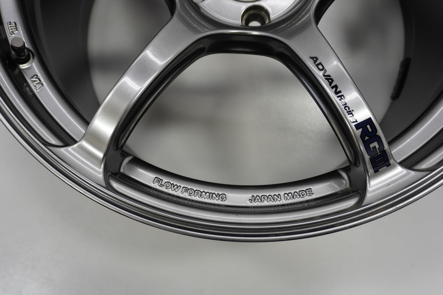 【USED】 YOKOHAMA ADVAN RACING RG3 4pcs Set 19x8.5J 19.9.5J