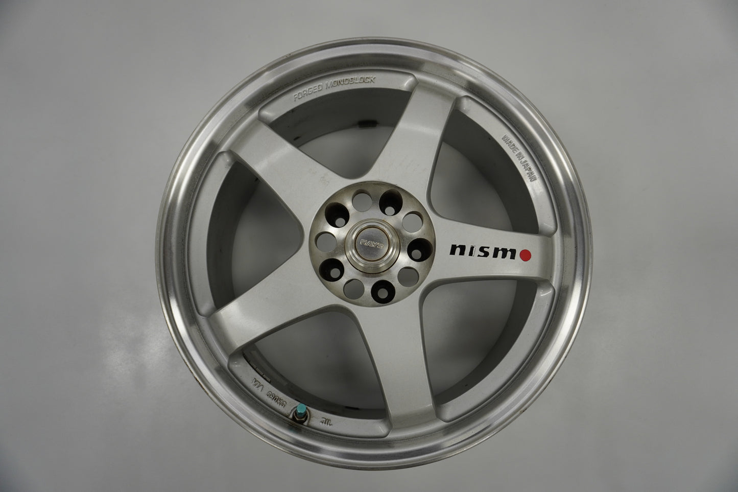 【USED】 RAYS NISMO LMGT4 18x8.5J +25 / 18x9.5J +30