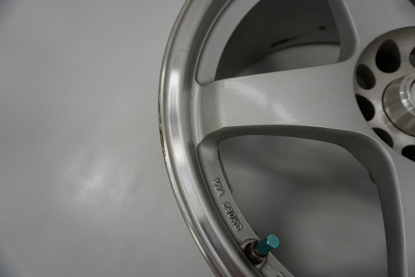 【USED】 RAYS NISMO LMGT4 18x8.5J +25 / 18x9.5J +30
