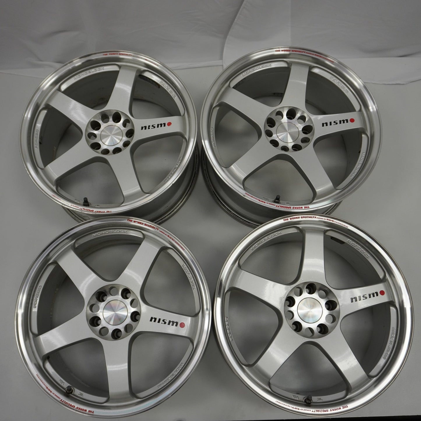 【USED】 RAYS NISMO LMGT4 Silver 4pcs Set 19x8.5J 19x9.5J - Z33 350Z