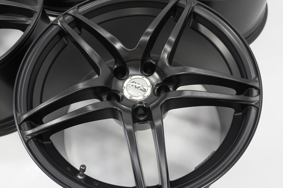 【USED】 Yokohama AVS Model 5 4pcs Set 18x10J +19 5H 114.3