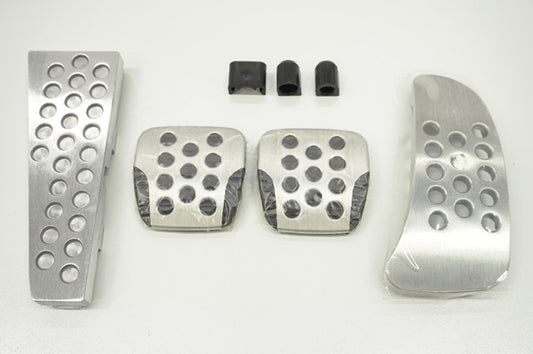 NISSAN Aluminum Pedal Cover and Footrest Cover Set - BNR34