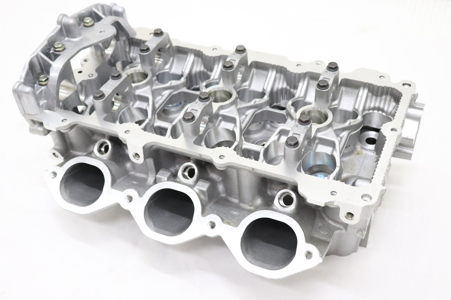 NISSAN Cylinder Head RH - VR38DETT