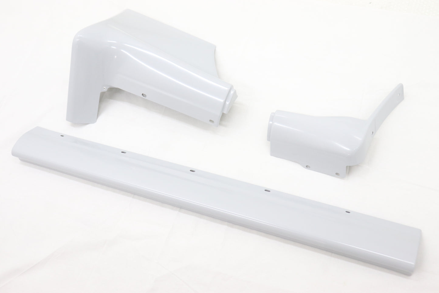 NISMO Heritage Mudguard Side Skirt End Molding Set RHS - BNR32