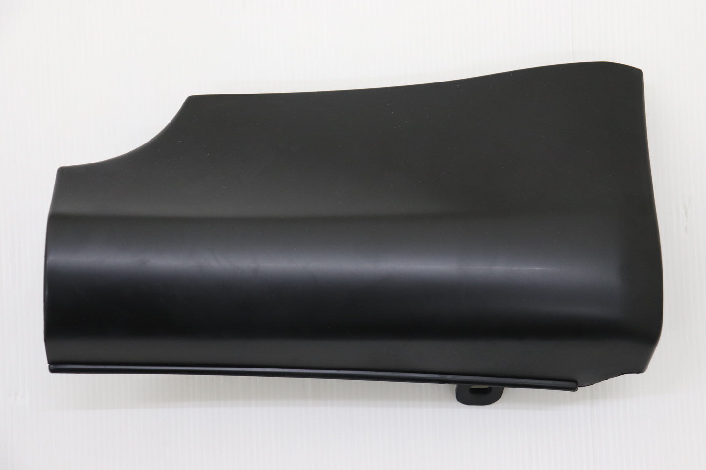 NISSAN Mudguard Unpainted RHS - BNR34