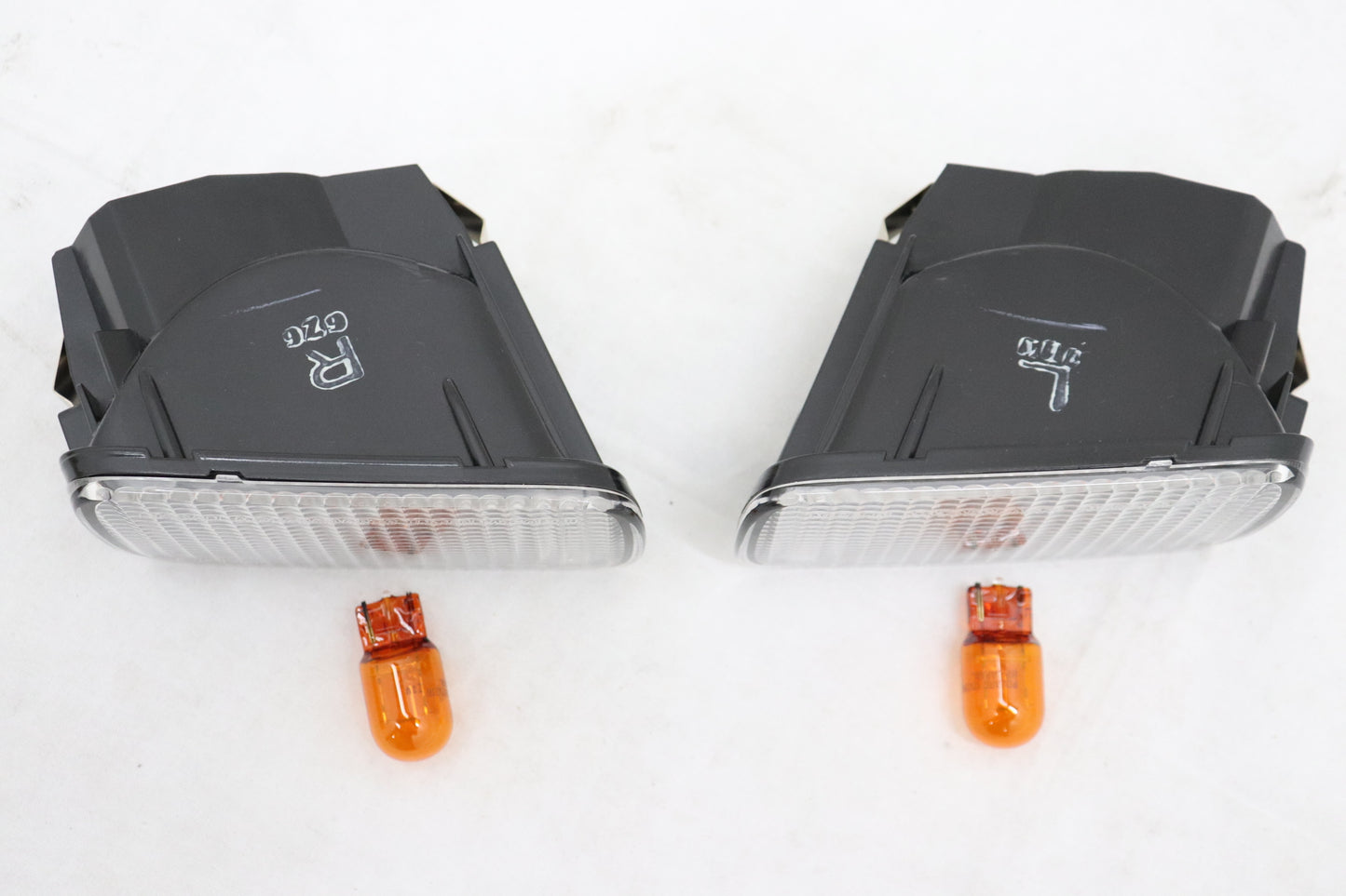 NISMO Clear Lenses Front Indicator Set - BNR34 R34 Early Model