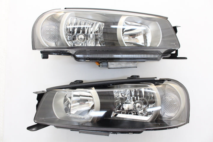NISSAN Xenon Headlights LH & RH Set - BNR34 Early Model