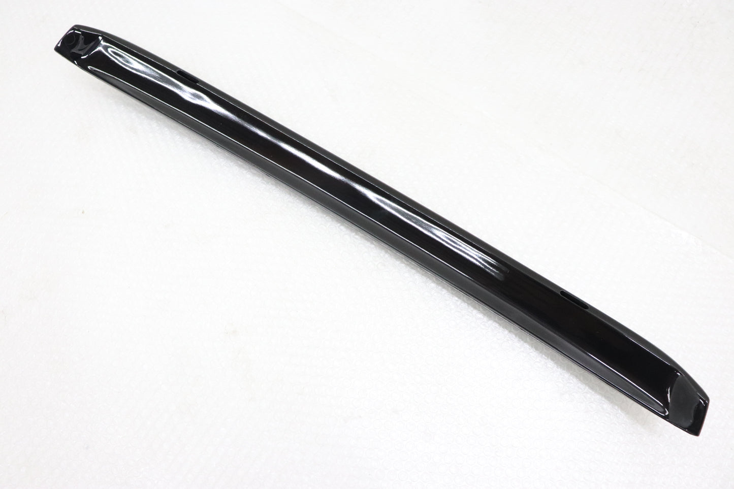URAS Hood Bonnet Lip Type-R - Skyline R34