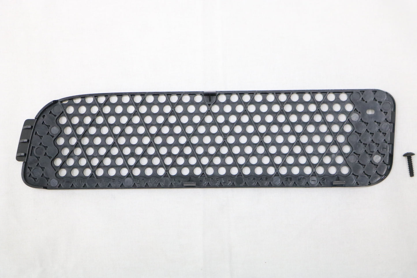 NISSAN Front Bumper Grille LHS Passenger Side - BNR34 Early Model