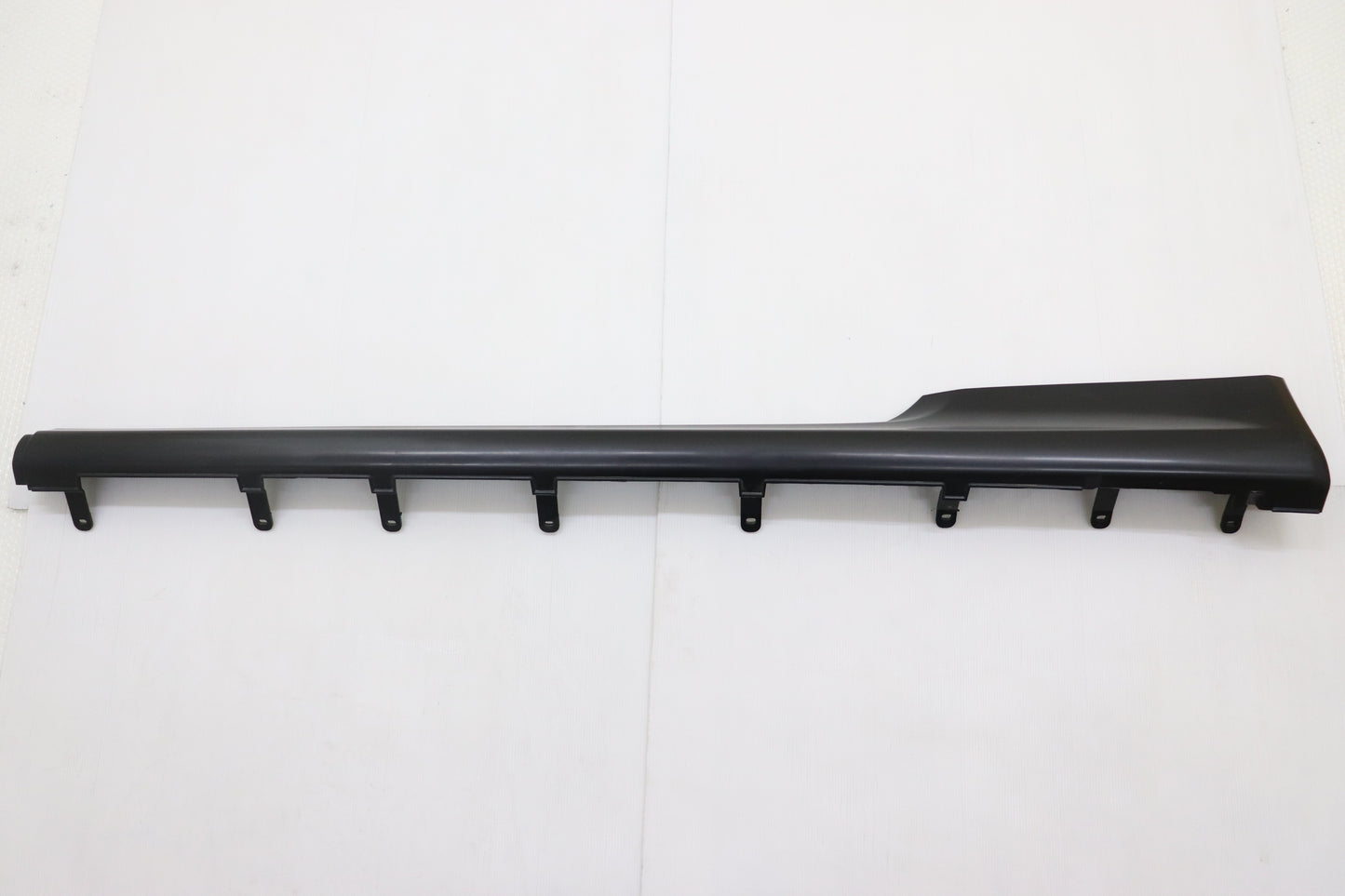 NISSAN Side Skirt Unpainted LHS - BNR34