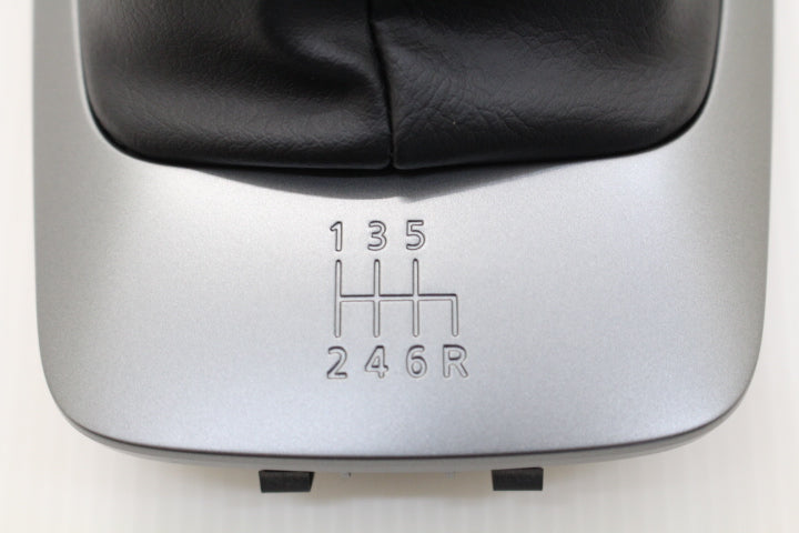 NISSAN Shift Boot Console - S15 1999/01