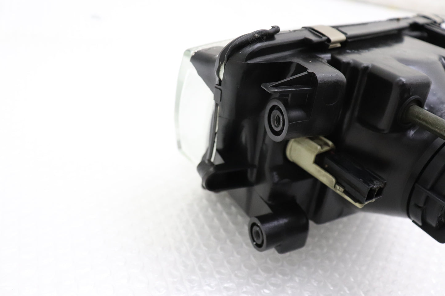 【USED】 NISSAN Headlight LHS Projector Type - BNR32 Early Model