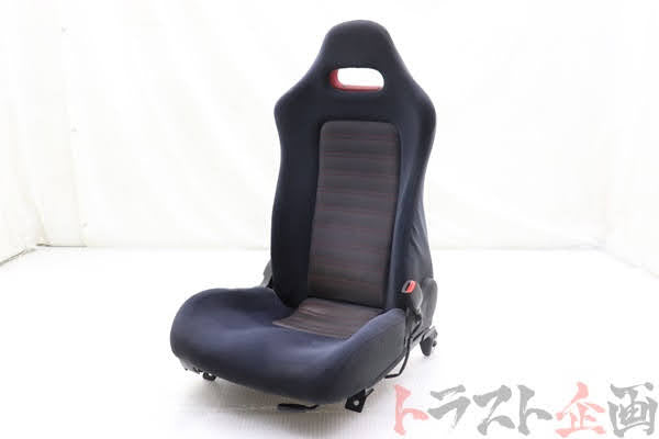 【USED】 NISSAN Front Seat RHS - BCNR33 Late Model