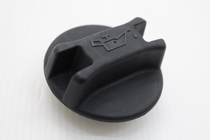 NISSAN Oil Filler Cap - R34 BNR34 S14 Z34