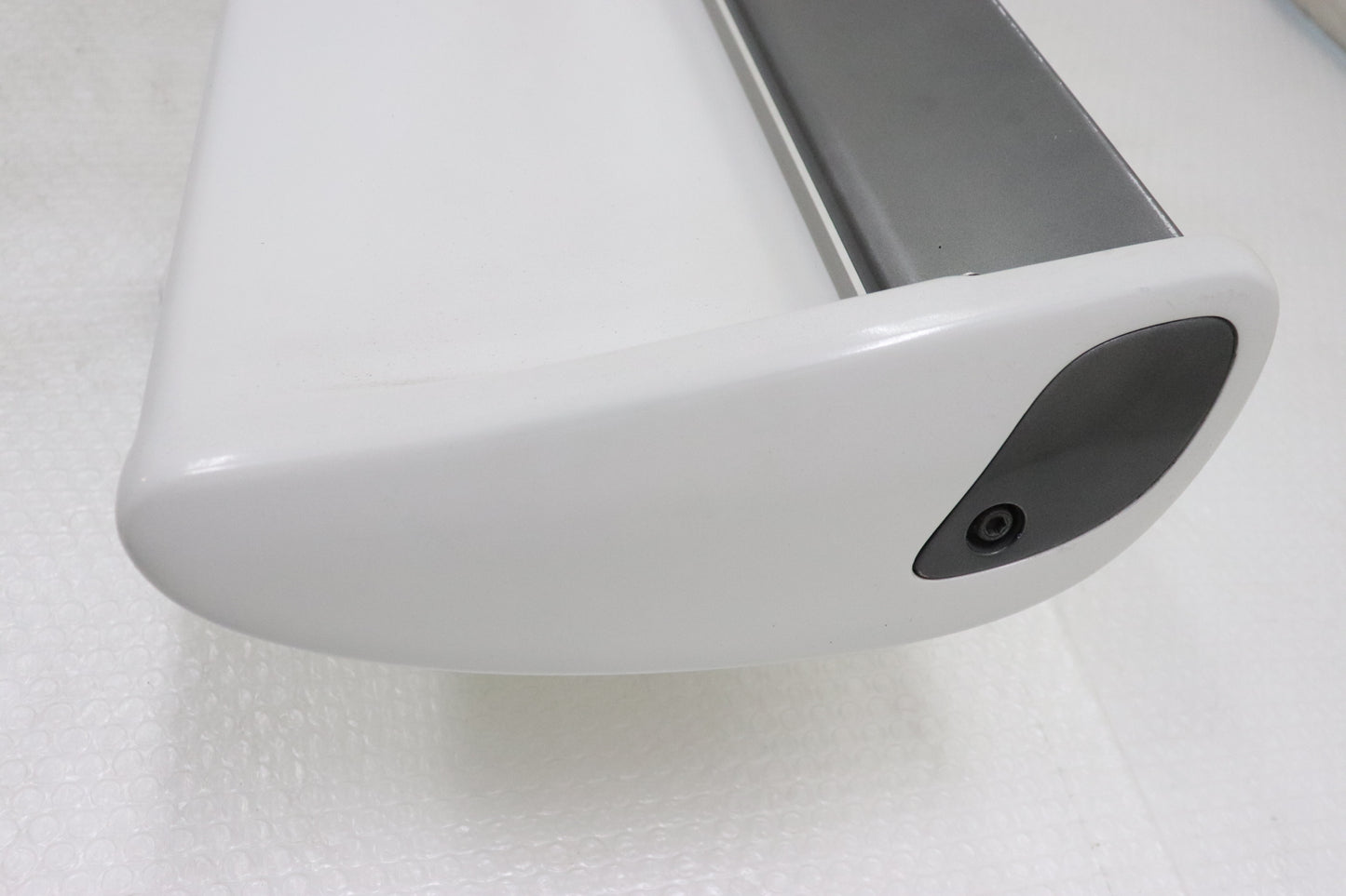 【USED】 NISSAN Rear Spoiler - BNR34