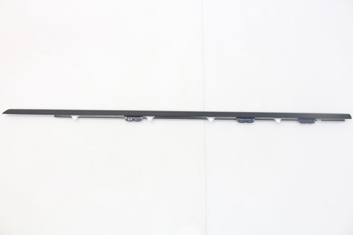 NISSAN Outer Door Molding LHS - BCNR33 R33 2 Doors