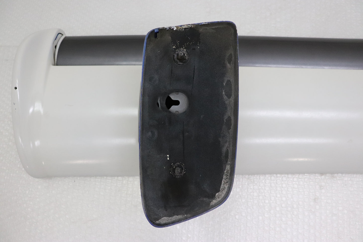 【USED】 NISSAN Rear Spoiler - BNR34