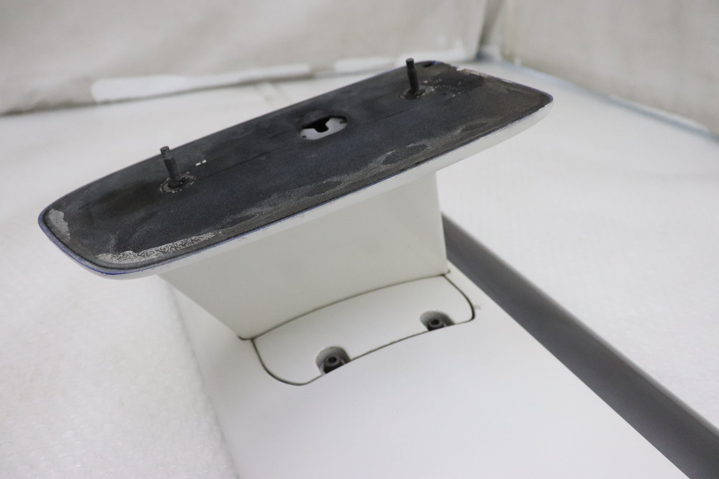【USED】 NISSAN Rear Spoiler - BNR34