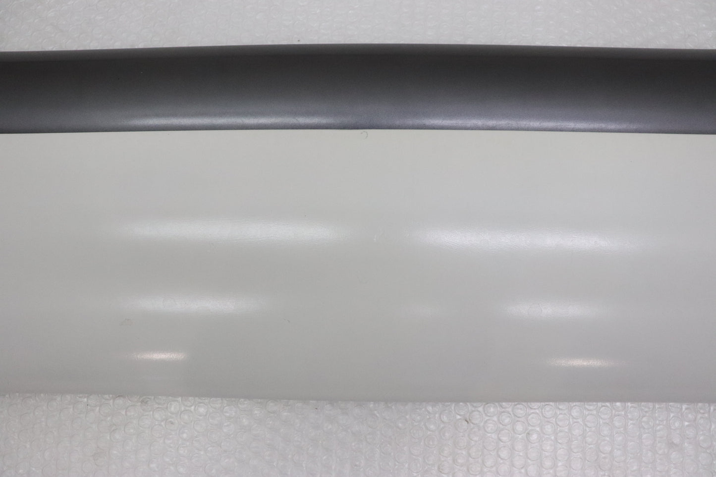 【USED】 NISSAN Rear Spoiler - BNR34