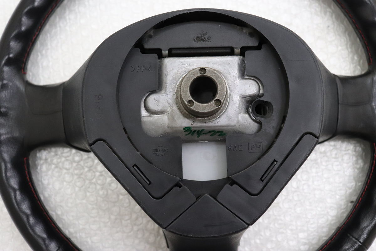 【USED】 NISSAN Steering Wheel with Red Stitch - BNR34