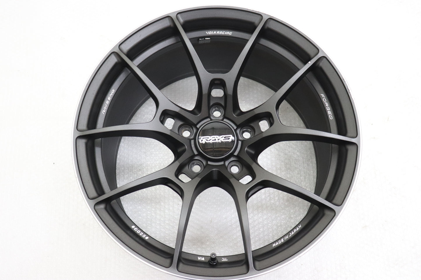 【USED】 Rays Volk Racing G025 18×9.5J 45 5H/PCD120 4 Pcs Set