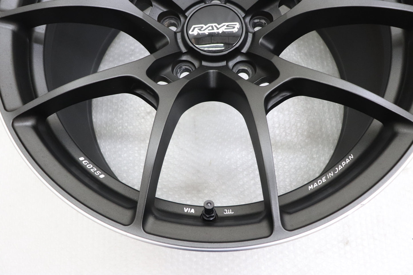 【USED】 Rays Volk Racing G025 18×9.5J 45 5H/PCD120 4 Pcs Set