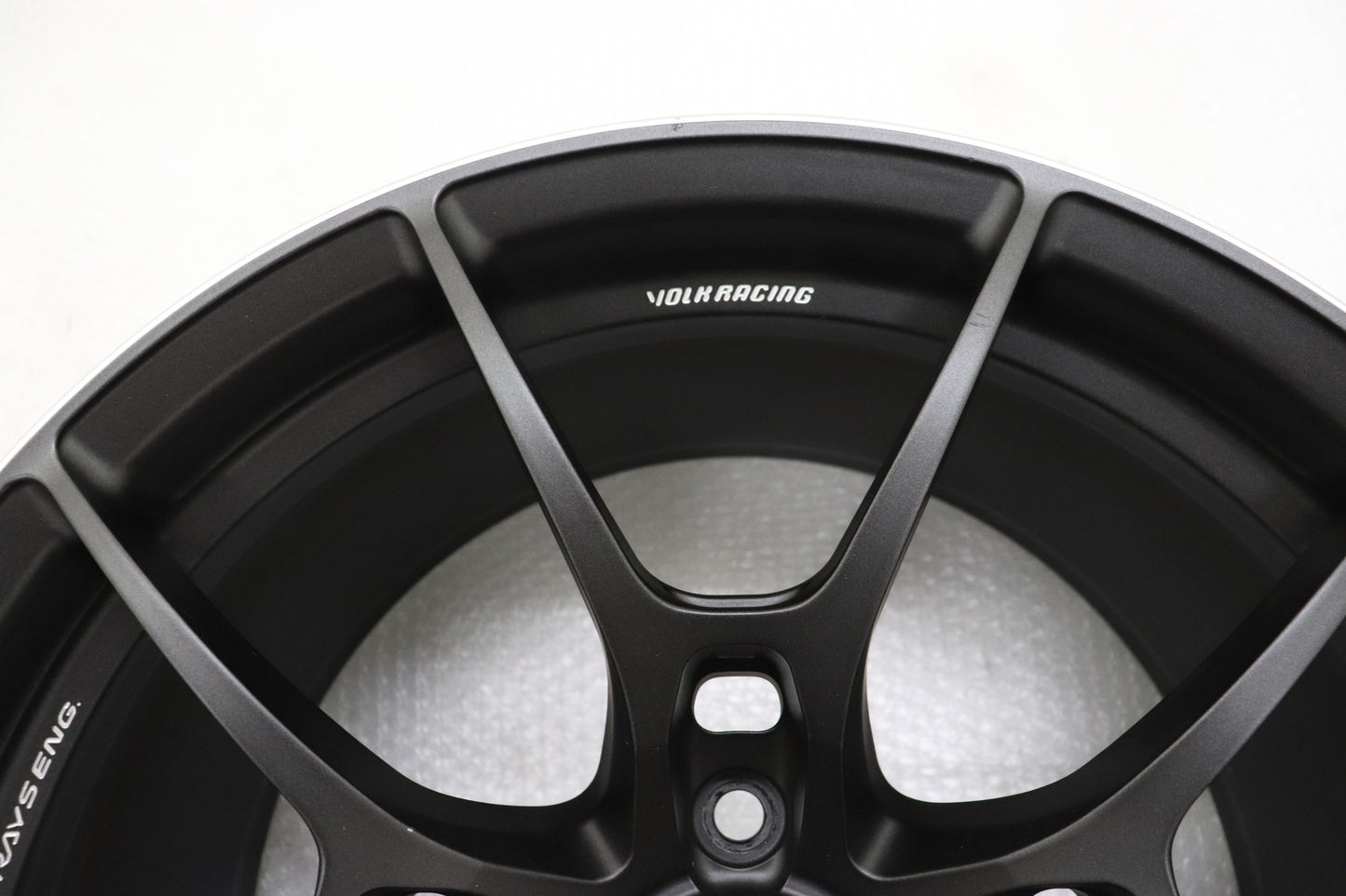 【USED】 Rays Volk Racing G025 18×9.5J 45 5H/PCD120 4 Pcs Set